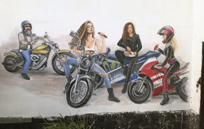 mural - bikers